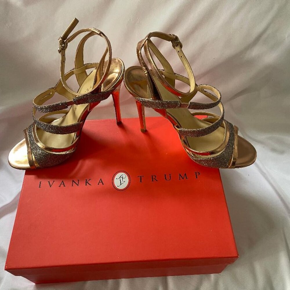 Ivanka Trump rose gold sparkle heels/Size 6
